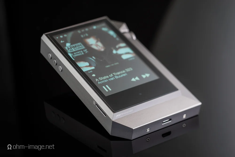 Leica and Astell & Kern: a 240 family photo — ohm image Leica and Astell & Kern: a 240 family photo — ohm image